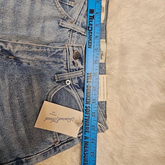 Universal Thread Goods Women's Blue Relaxed Hip and Tight Baggy Jeans Size: 00 - Picture 5 of 14